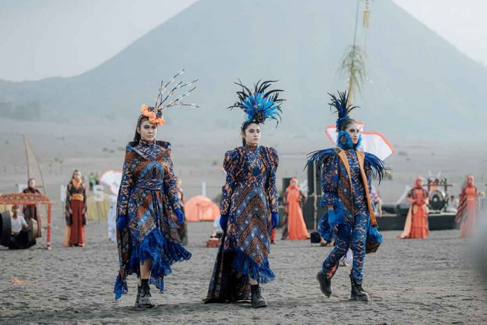 Dampak Adanya Dugaan Korupsi, Pengajuan Anggaran Gebyar Batik 2023 Ditolak DPRD Pamekasan Dampak Adanya Dugaan Korupsi, Pengajuan Anggaran Gebyar Batik 2023 Ditolak DPRD Pamekasan