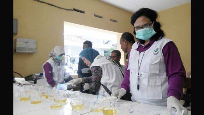 Lolos Tes Narkoba, 25 Sopir Bus Diizinkan Antar Warga Mudik Gratis Lolos Tes Narkoba, 25 Sopir Bus Diizinkan Antar Warga Mudik Gratis