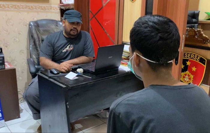 Alasan Butuh Uang, Bocah SMP di Tuban Nekat Bobol Konter dan Gasak 5 Hp Alasan Butuh Uang, Bocah SMP di Tuban Nekat Bobol Konter dan Gasak 5 Hp
