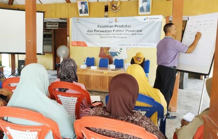 Tingkatkan Produksi Telur, PEPC Gelar Pelatihan Terpadu pada Peternak Ayam