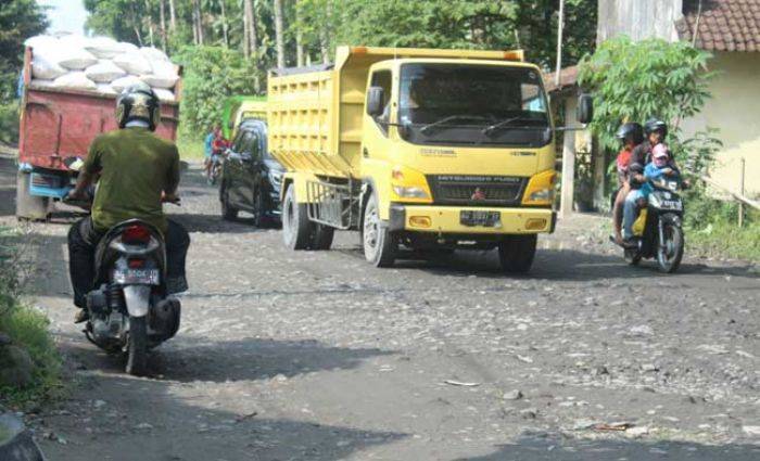 Sering Sebabkan Kecelakaan, DPRD Desak Pemkab Blitar segera Lakukan Perbaikan Jalur Mudik