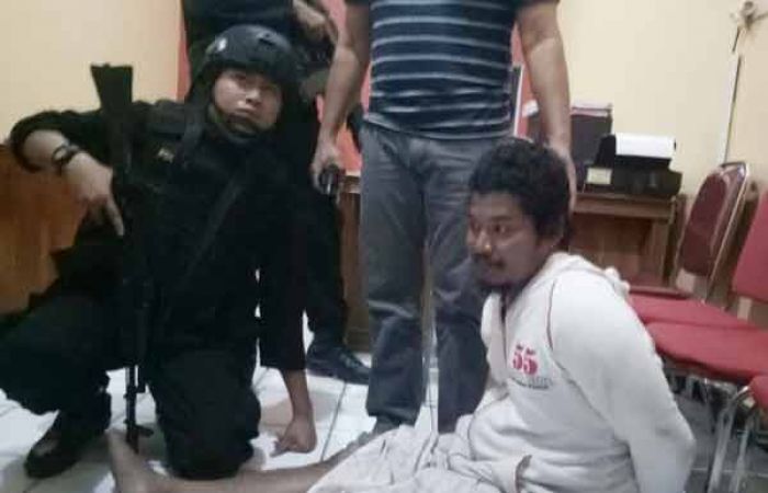 Terkait Penembakan 6 Terduga Teroris di Tuban, Polres Bojonegoro Gelar Operasi Skala Besar Terkait Penembakan 6 Terduga Teroris di Tuban, Polres Bojonegoro Gelar Operasi Skala Besar