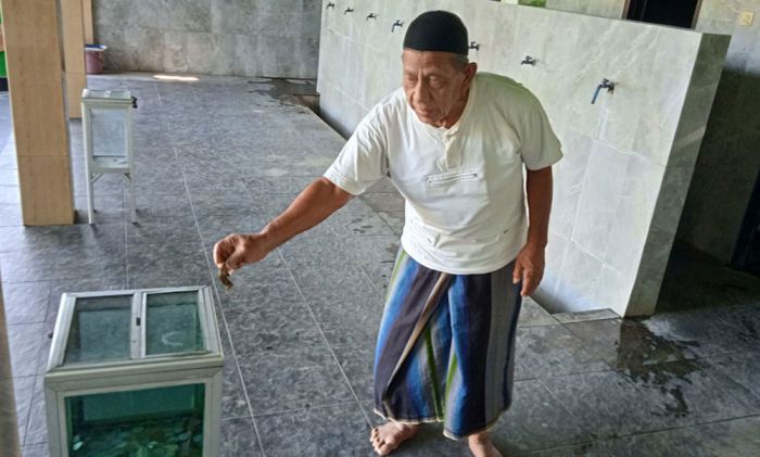 Lagi, Maling Curi Kotak Amal di Masjid Baiturrahman Sukodono Sidoarjo Lagi, Maling Curi Kotak Amal di Masjid Baiturrahman Sukodono Sidoarjo