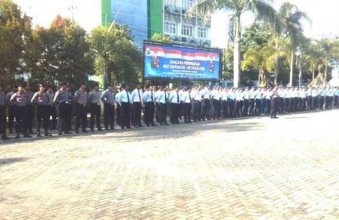 Kapolres Pacitan: Satpam Harus Tingkatkan Ketakwaan Kepada Tuhan Yang Maha Esa Kapolres Pacitan: Satpam Harus Tingkatkan Ketakwaan Kepada Tuhan Yang Maha Esa