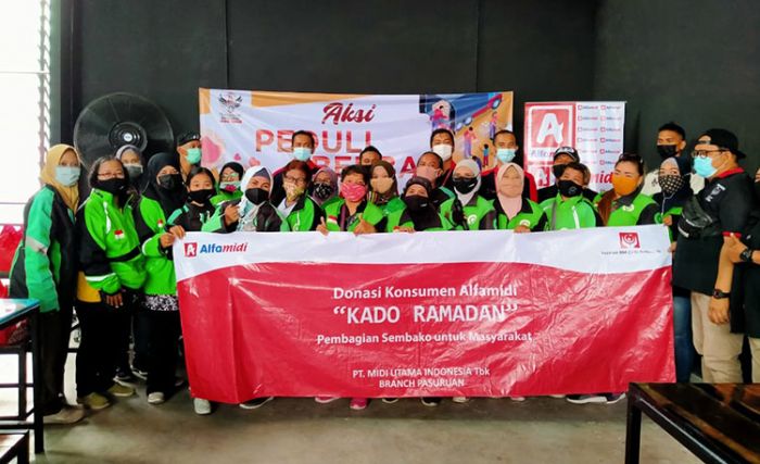 Peduli Sesama, Alfamidi Bagikan Bantuan Sembako kepada Ladies Ojol dan Panti Asuhan Peduli Sesama, Alfamidi Bagikan Bantuan Sembako kepada Ladies Ojol dan Panti Asuhan