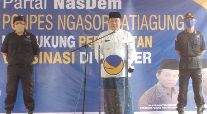 Bupati Hendy Disuplai Partai Nasdem 3.000 Vaksin untuk Santri Ponpes Ngasor dan Warga Setempat