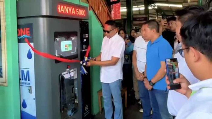 SPAM Mizuone Resmi Hadir di Pasar Klojen, Air Minum Rp5 Ribu per Galon untuk Masyarakat