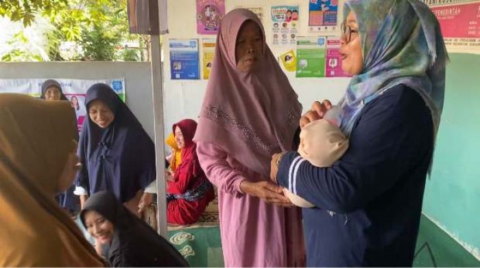Geger! Tengah Malam, Warga Bektiharjo Tuban Temukan Bayi di Teras Rumah Geger! Tengah Malam, Warga Bektiharjo Tuban Temukan Bayi di Teras Rumah