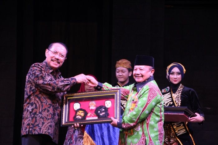 ​Kabupaten Madiun Wakili Pesona Budaya Jatim di Anjungan TMII