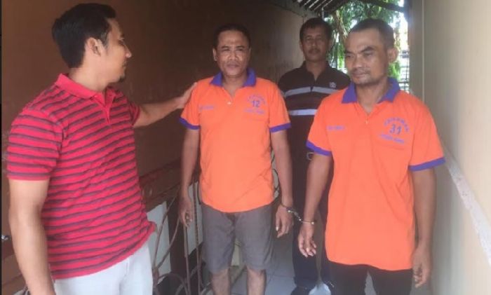 Asyik Pesta Sabu di Rumah, Dua Pria Ini Diciduk Polisi Asyik Pesta Sabu di Rumah, Dua Pria Ini Diciduk Polisi