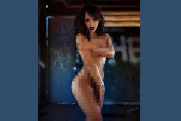 Malika Haqq Sewot dengan Pose Telanjang Kardashian,  Ehh.. Malah Dia Ikut Telanjang Bulat