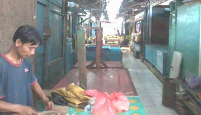 Perbaikan Pasar Kasin Malang Habiskan Rp 1,2 M, Pedagang masih Kebanjiran Perbaikan Pasar Kasin Malang Habiskan Rp 1,2 M, Pedagang masih Kebanjiran