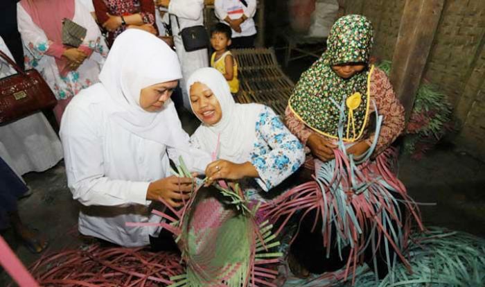 Hindari Bahan Bakar Plastik, Pemprov Jatim Siapkan 4 Opsi Konversi untuk Industri Tahu Tropodo Hindari Bahan Bakar Plastik, Pemprov Jatim Siapkan 4 Opsi Konversi untuk Industri Tahu Tropodo