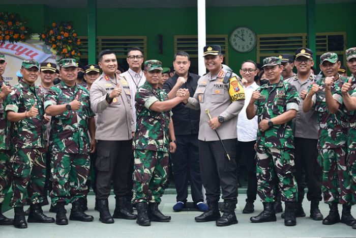 Sambut HUT ke-77 TNI, Kapolresta Sidoarjo Lakukan Kunjungan Sinergitas Kamtibmas Sambut HUT ke-77 TNI, Kapolresta Sidoarjo Lakukan Kunjungan Sinergitas Kamtibmas