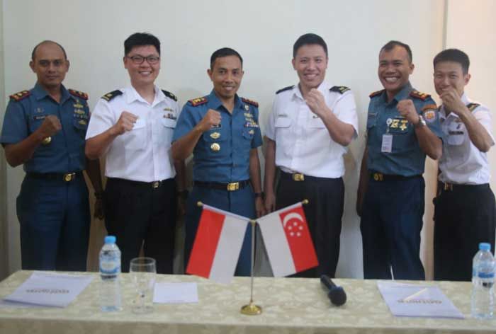 Latihan Joint Minex 17/2017 Menarik Perhatian Nelayan Latihan Joint Minex 17/2017 Menarik Perhatian Nelayan