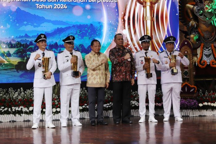 Kota Batu Bangga! Desa Tulungrejo Raih Juara 1 Lomba Desa Tingkat Nasional Kota Batu Bangga! Desa Tulungrejo Raih Juara 1 Lomba Desa Tingkat Nasional
