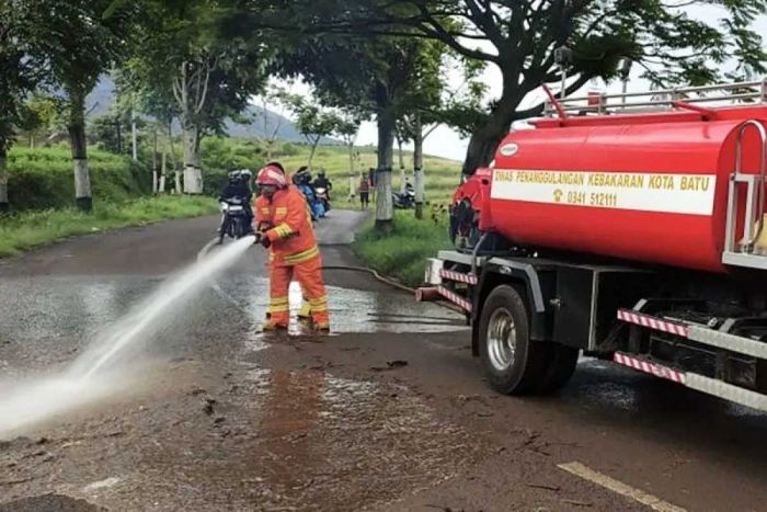Permudah Masyarakat dalam Pelaporan Kebakaran, Damkar Kota Batu Buat Aplikasi SIP Akurat Permudah Masyarakat dalam Pelaporan Kebakaran, Damkar Kota Batu Buat Aplikasi SIP Akurat