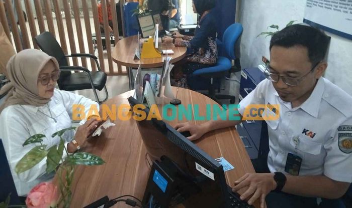 Sambut Hari Lansia Nasional, Daop 7 Madiun Ajak Lansia Naik Kereta Gratis Sambut Hari Lansia Nasional, Daop 7 Madiun Ajak Lansia Naik Kereta Gratis