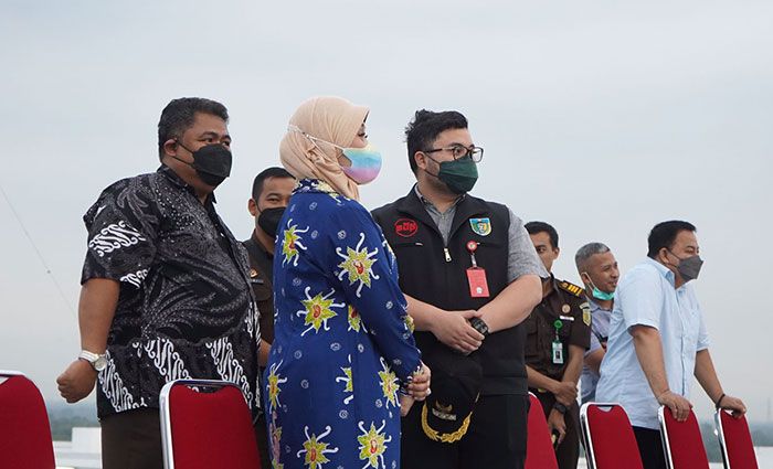 Diantar Bupati Naik Monumen SLG, Kajati Jatim Terpesona Keindahan Kabupaten Kediri Diantar Bupati Naik Monumen SLG, Kajati Jatim Terpesona Keindahan Kabupaten Kediri