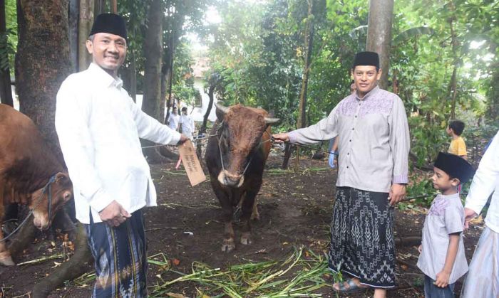 Rayakan Hari Raya Idul Adha, Wali Kota Kediri Sholat di Masjid Assa Rayakan Hari Raya Idul Adha, Wali Kota Kediri Sholat di Masjid Assa