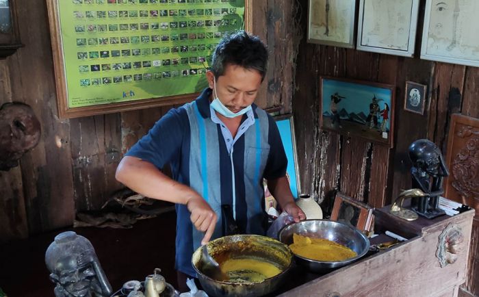 Awalnya Resep dari Peneliti Unair, Yuwono Produksi Obat Herbal Penangkal Covid-19 dari Empon-empon Awalnya Resep dari Peneliti Unair, Yuwono Produksi Obat Herbal Penangkal Covid-19 dari Empon-empon