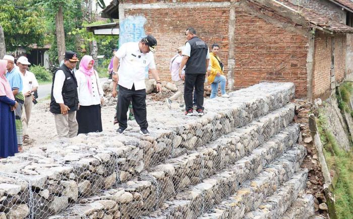 Gercep Tangani Banjir, Plt Bupati Nganjuk Tinjau Lokasi Terdampak