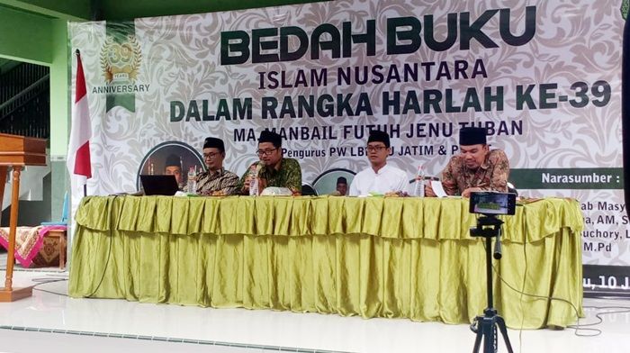 Bedah Buku Islam Nusantara, Bupati Tuban: Ini Sistem Islam yang Paling Pas di Indonesia Bedah Buku Islam Nusantara, Bupati Tuban: Ini Sistem Islam yang Paling Pas di Indonesia