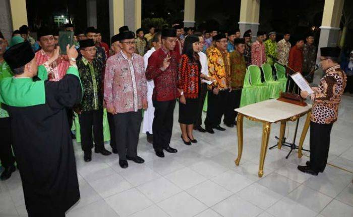 Pertama Kali di Banyuwangi, Pejabat Struktural Pemkab Dilantik di Balai Desa Pertama Kali di Banyuwangi, Pejabat Struktural Pemkab Dilantik di Balai Desa