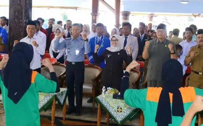 Hari Anak Nasional, Bupati Blitar Ajak Masyarakat Turut Berperan Wujudkan Generasi Unggul Hari Anak Nasional, Bupati Blitar Ajak Masyarakat Turut Berperan Wujudkan Generasi Unggul