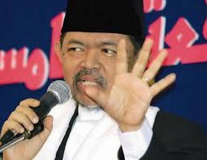 KH Prof Ali Musthafa Ya’qub: Syiah Lebih Bahaya daripada Komunis KH Prof Ali Musthafa Ya’qub: Syiah Lebih Bahaya daripada Komunis