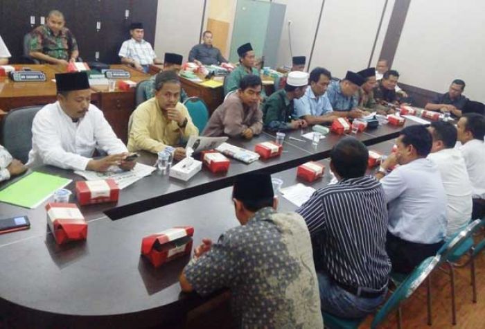 Listrik Mahal, Puluhan Warga Lekok Wadul Dewan