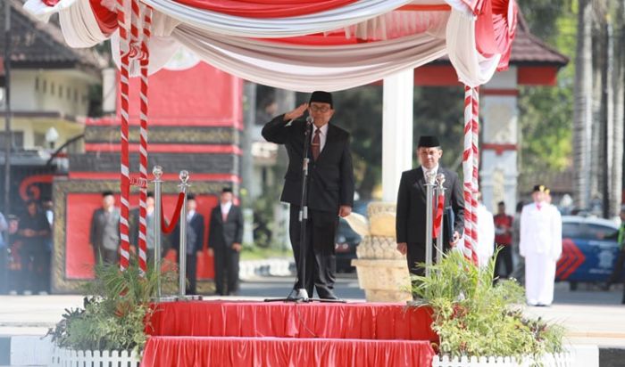 Pemkab dan Pemkot Blitar Bersinergi Gelar Upacara Peringatan Hari Pahlawan 2019 Pemkab dan Pemkot Blitar Bersinergi Gelar Upacara Peringatan Hari Pahlawan 2019