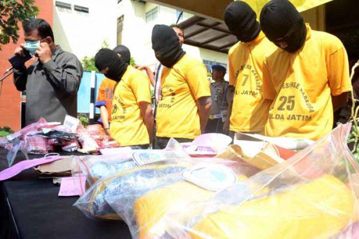 BB Narkoba Senilai Miliaran Rupiah Dismusnahkan BB Narkoba Senilai Miliaran Rupiah Dismusnahkan