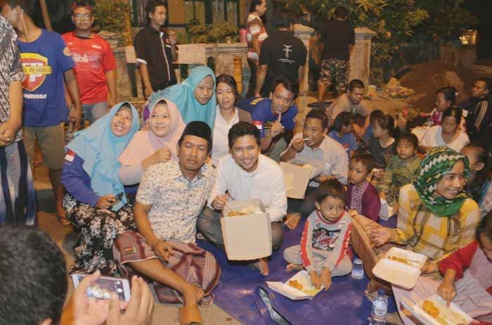 Kolaborasi Kepemimpinan Khofifah-Emil Dinilai Paling Mampu Majukan Jawa Timur Kolaborasi Kepemimpinan Khofifah-Emil Dinilai Paling Mampu Majukan Jawa Timur