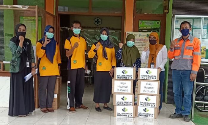 Dukung Pencegahan Covid-19, SBI Donasikan APD pada Rumah Sakit dan Puskesmas di Tuban Dukung Pencegahan Covid-19, SBI Donasikan APD pada Rumah Sakit dan Puskesmas di Tuban