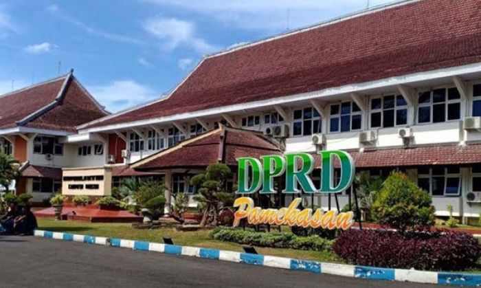 Pandemi, Dana Pokok Pikiran DPRD Pamekasan Justru Melonjak Pandemi, Dana Pokok Pikiran DPRD Pamekasan Justru Melonjak