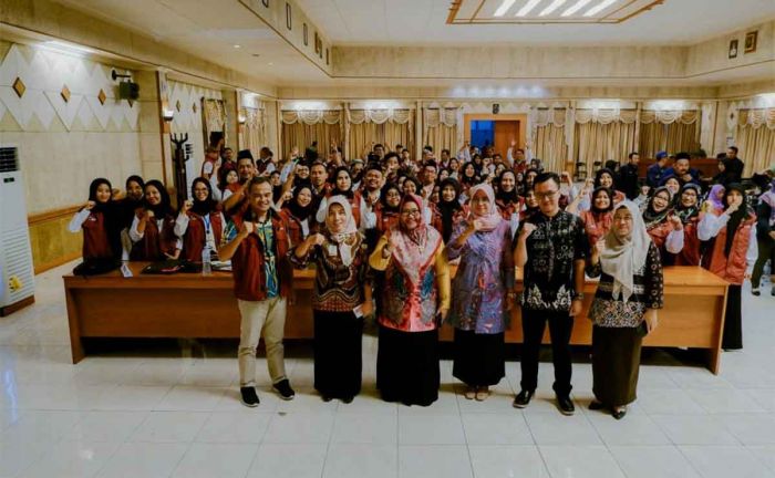 Entaskan Kemiskinan, Wakil Bupati Gresik Minta PKH Tepat Sasaran Entaskan Kemiskinan, Wakil Bupati Gresik Minta PKH Tepat Sasaran