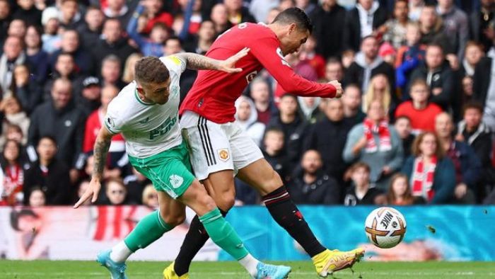 Manchester United Tertahan, Chelsea Makin Berkibar Manchester United Tertahan, Chelsea Makin Berkibar