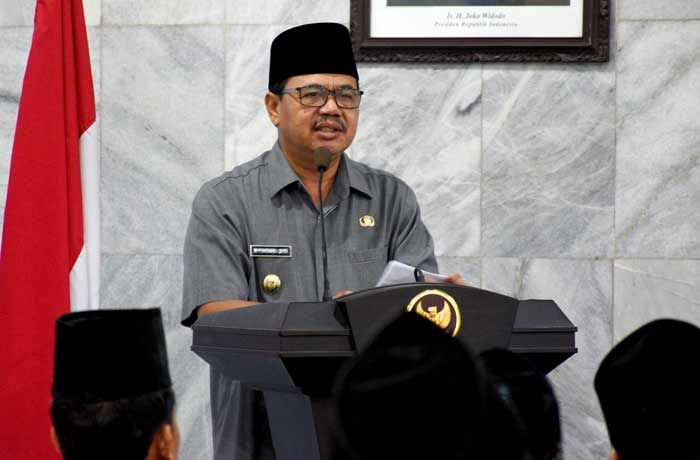 Pesan Wabup pada JCH Anggota Korpri: Jaga Kesehatan dan Kuasai Syariat Haji Pesan Wabup pada JCH Anggota Korpri: Jaga Kesehatan dan Kuasai Syariat Haji