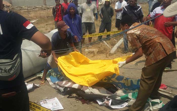 Sopir Truk Tewas Tertimpa Gorong-gorong di Perumahan Alam Juanda Sidoarjo Sopir Truk Tewas Tertimpa Gorong-gorong di Perumahan Alam Juanda Sidoarjo