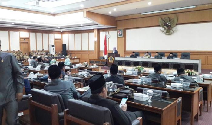 PA Fraksi P-APBD 2019, Bupati Sambari Setujui Pencairan Bosda Rp 93 M PA Fraksi P-APBD 2019, Bupati Sambari Setujui Pencairan Bosda Rp 93 M