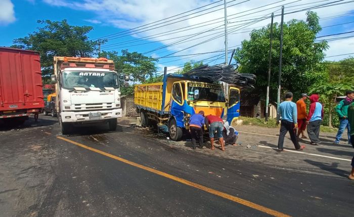 Kecelakaan Karambol Kembali Terjadi di Tuban, Libatkan 2 Truk dan 1 Mobil Pribadi Kecelakaan Karambol Kembali Terjadi di Tuban, Libatkan 2 Truk dan 1 Mobil Pribadi