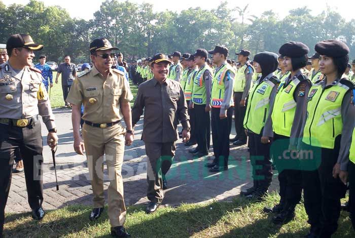 921 Personel Siap Amankan Arus Mudik-Balik Lebaran di Jombang 921 Personel Siap Amankan Arus Mudik-Balik Lebaran di Jombang