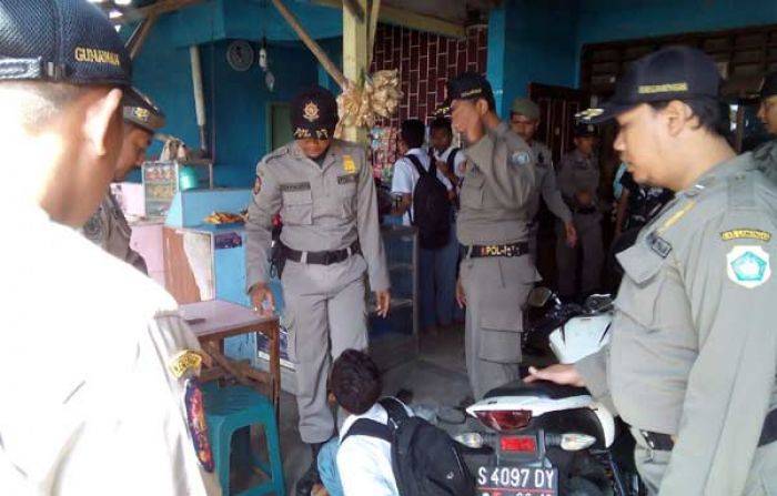 Ngopi dan Main PS, Puluhan Pelajar di Lamongan Terjaring Razia Ngopi dan Main PS, Puluhan Pelajar di Lamongan Terjaring Razia