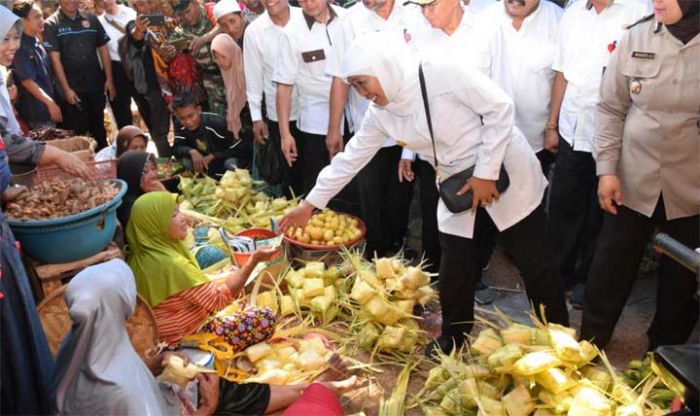 Sidak Pasar Anom Baru Sumenep, Gubernur Pastikan Stok Bahan Pokok Saat dan Pasca Lebaran Aman