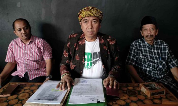 Simak Penjelasan Kuasa Hukum Notaris di Bangkalan soal Penggelapan 7 Bidang Tanah Simak Penjelasan Kuasa Hukum Notaris di Bangkalan soal Penggelapan 7 Bidang Tanah