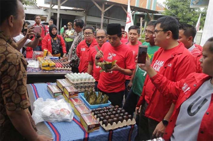 Blusukan ke Kampung Bebek Sidoarjo, PSI Siap Bantu Pengembangan