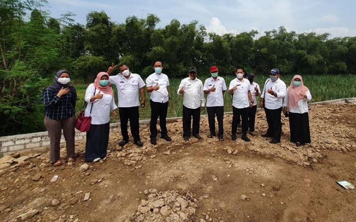 Distan dan Dinkes Survei Lahan Untuk Pembangunan RS di Gresik Selatan Distan dan Dinkes Survei Lahan Untuk Pembangunan RS di Gresik Selatan