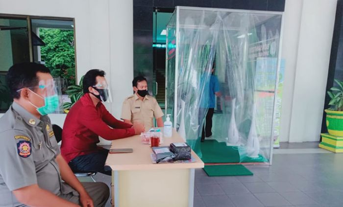 Anggota dan Staf DPRD Lamongan yang Terpapar Covid-19 Bertambah 24 Orang Anggota dan Staf DPRD Lamongan yang Terpapar Covid-19 Bertambah 24 Orang