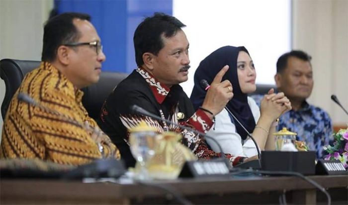 Antisipasi Inflasi, Wali Kota Madiun Coba Manfaatkan Lahan Bengkok untuk Tanaman Selain Padi Antisipasi Inflasi, Wali Kota Madiun Coba Manfaatkan Lahan Bengkok untuk Tanaman Selain Padi